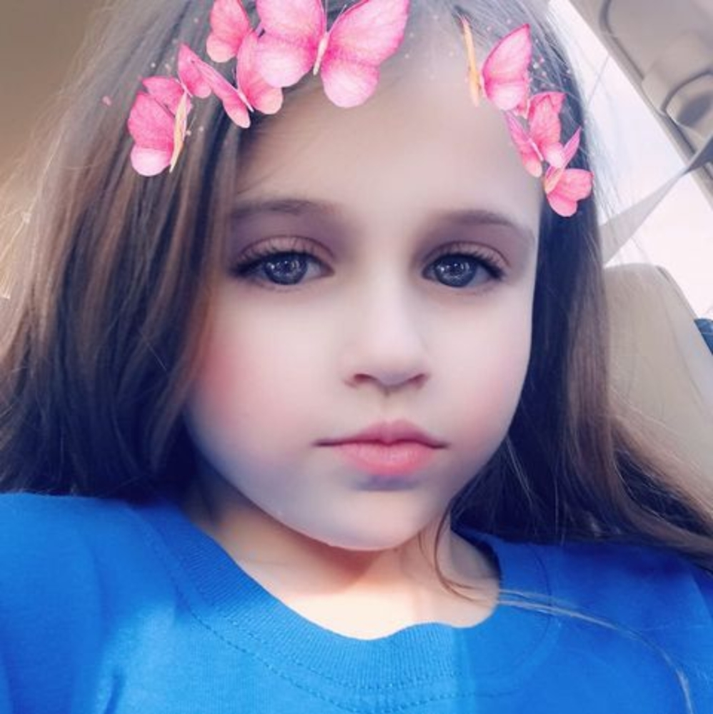 Meet your Posher, Kelly